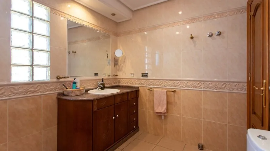 Villa de 180m² en Torrevieja, Spain No. 1557 № 7