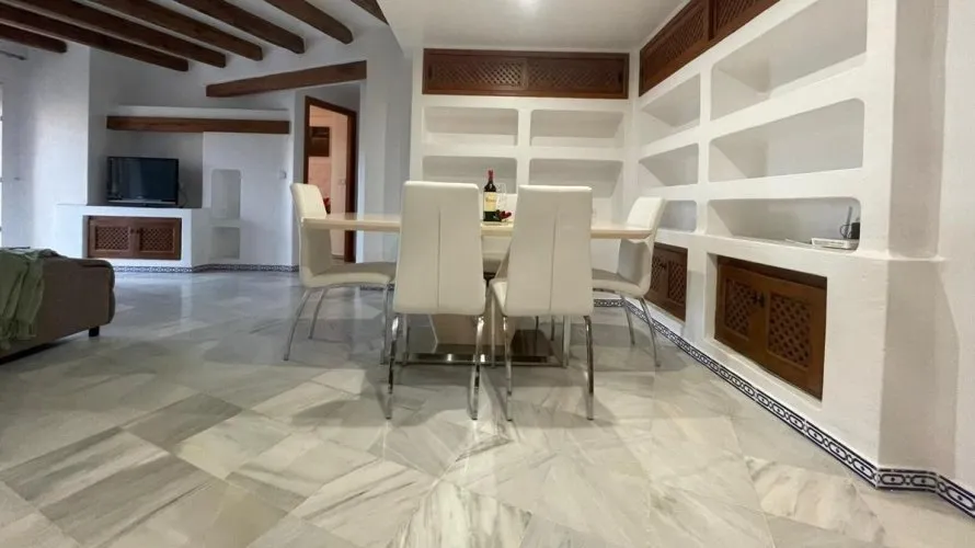 Apartamento de 2 dormitorios en Torrevieja, Spain No. 1051 № 3