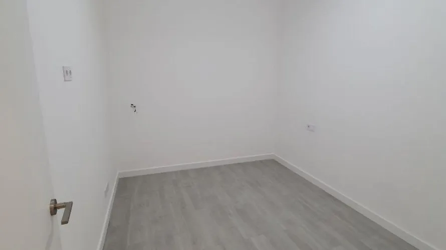 Oficina de 102m² en Alicante, Spain No. 2709 № 6