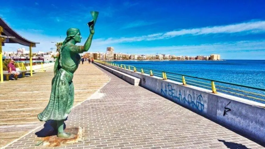 Apartamento de 2 dormitorios en Torrevieja, Spain No. 529 № 13