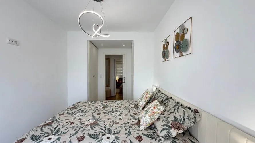 Apartamento de 3 dormitorios en Torrevieja, Spain No. 1099 № 9