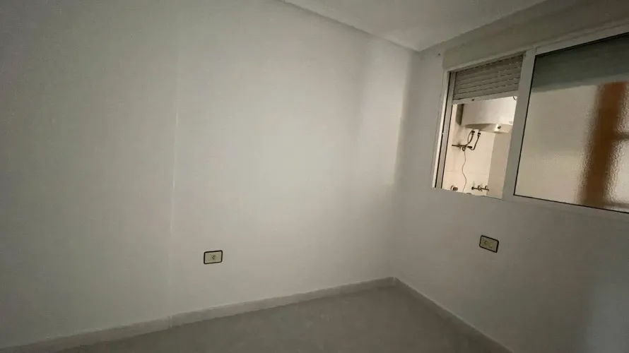 Apartamento de 1 dormitorio en Torrevieja, Spain No. 2844