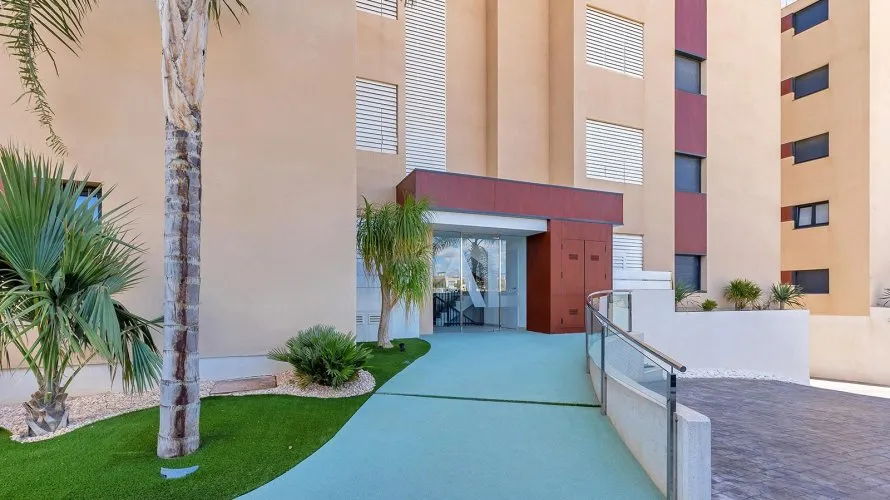 Apartamento de 2 dormitorios en Torre de la Horadada, Spain No. 1344