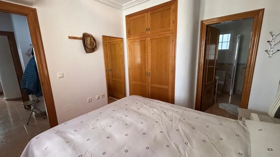 Apartamento de 1 dormitorio en Torrevieja, Spain No. 87 № 13