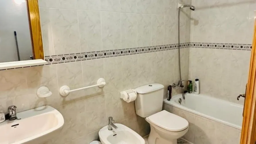 Apartamento de 2 dormitorios en Torrevieja, Spain No. 2762 № 12