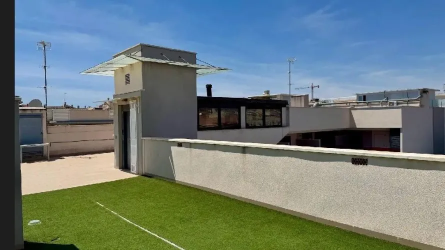 Apartamento de 2 dormitorios en Torrevieja, Spain No. 773 № 1