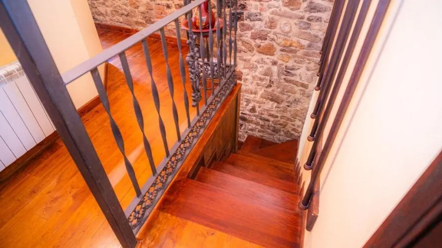 Villa de 8 dormitorios en Lena, Spain No. 1294 № 10