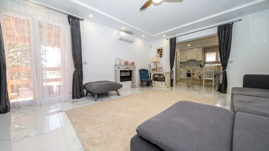 Villa de 192m² en Pinar De Campoverde, Spain No. 1201 № 12