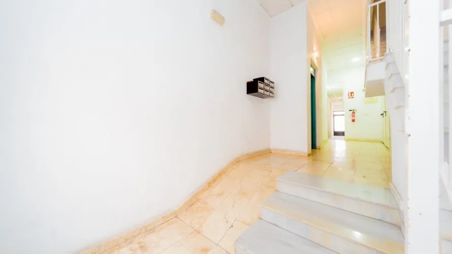 Apartamento de 1 dormitorio en Torrevieja, Spain No. 2810 № 1