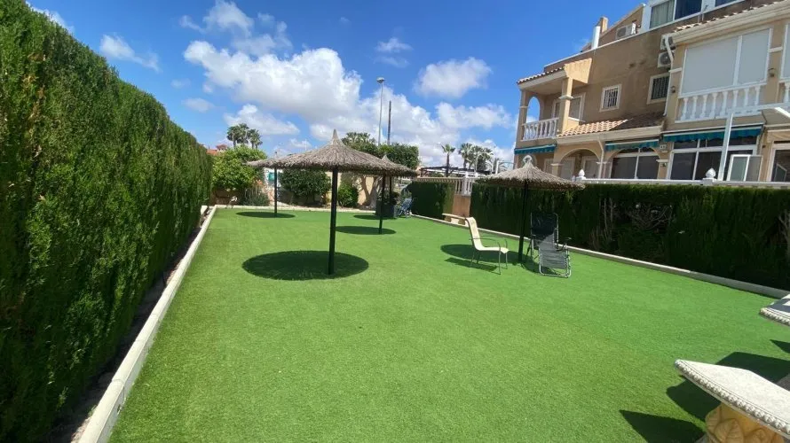 Сasa de 3 dormitorios en Torrevieja, Spain No. 1192 № 24