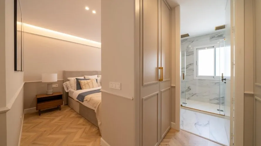 Apartamento de 3 dormitorios en Madrid, Spain No. 828 № 19