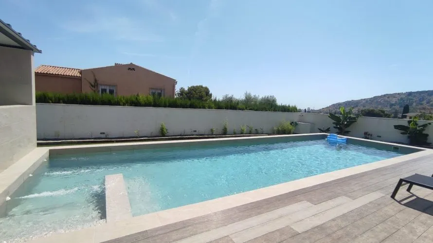 Villa de 5 dormitorios en Alicante, Spain No. 1590 № 8