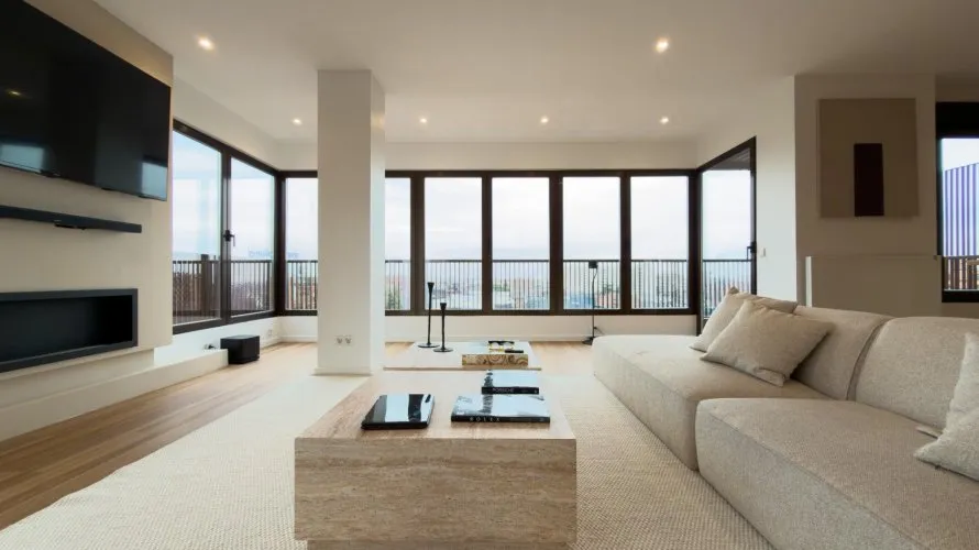 Apartamento de 3 dormitorios en Madrid, Spain No. 1013 № 17