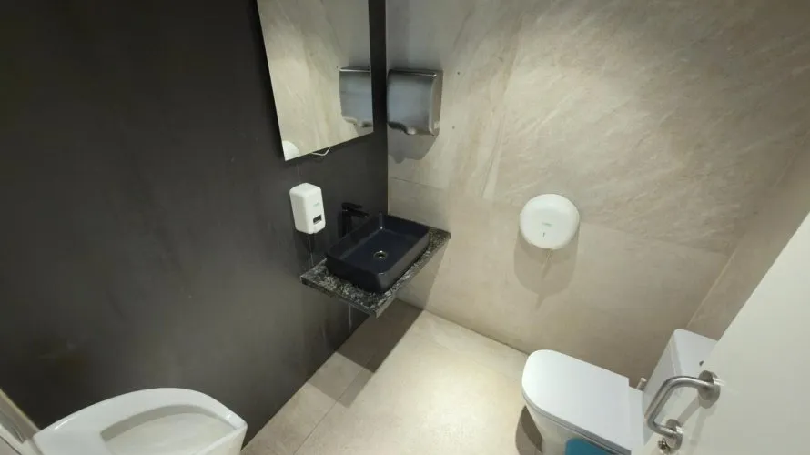 Propiedad comercial de 290m² en Benidorm, Spain No. 241 № 7