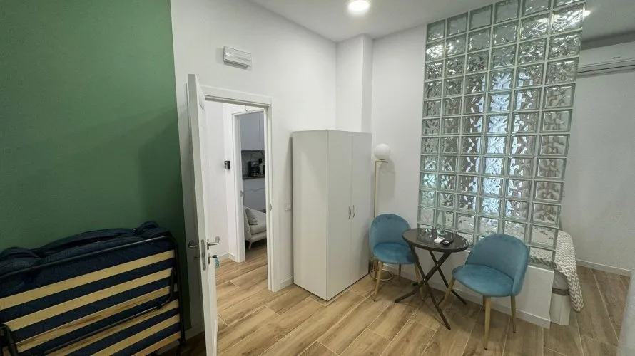 Propiedad comercial de 9 dormitorios en Alicante, Spain No. 599 № 24