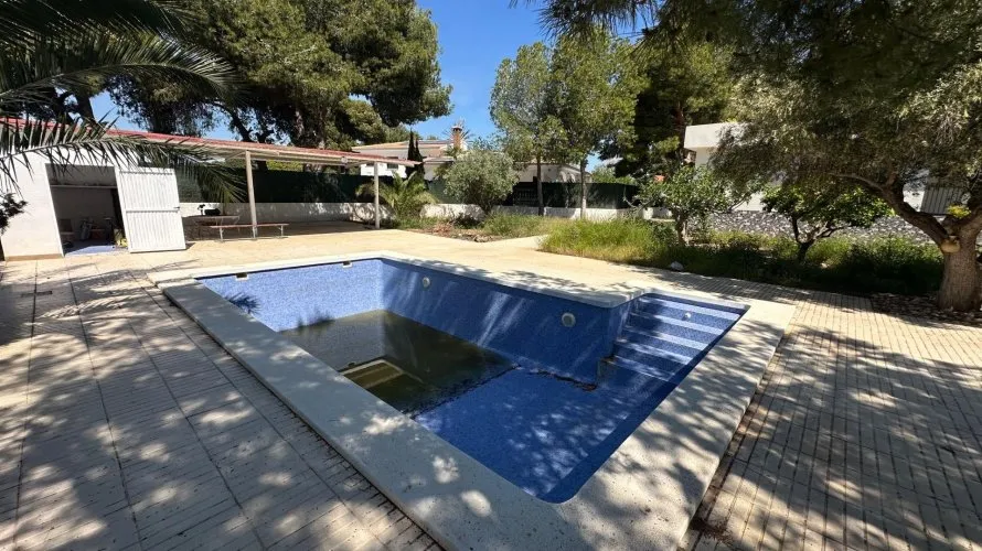 Villa de 5 dormitorios en San Vicente del Raspeig, Spain No. 1164 № 17