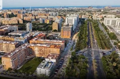 Apartamento de 2 dormitorios en Valencia, Spain No. 1042