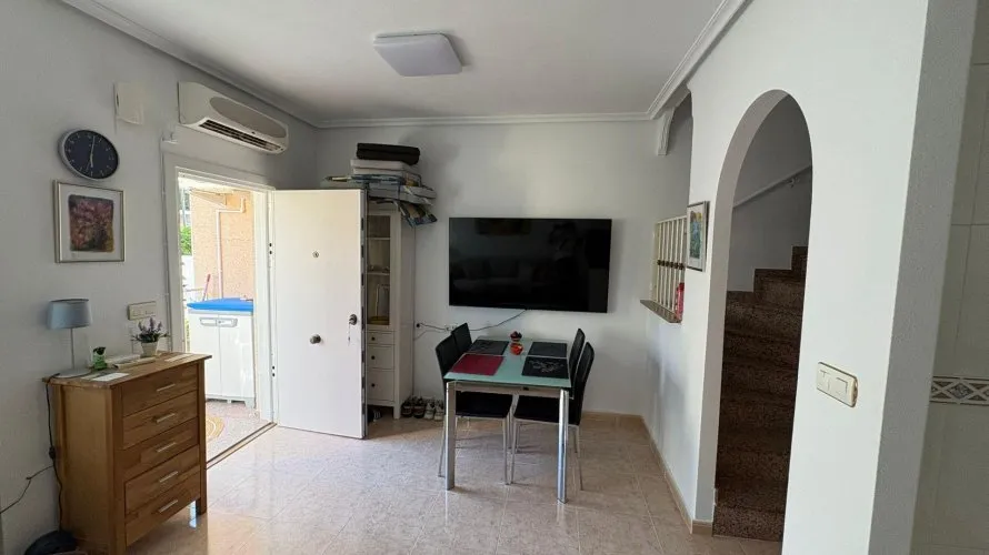 Сasa de 2 dormitorios en Alicante, Spain No. 2818 № 17