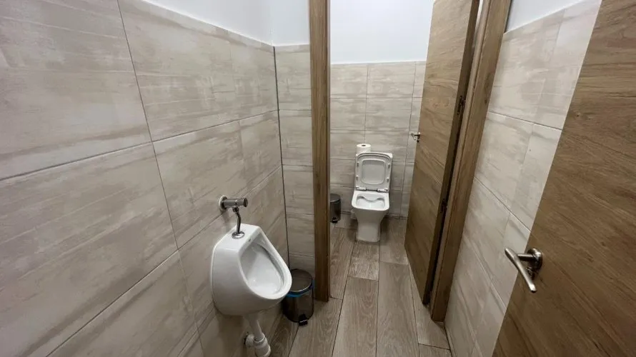 Propiedad comercial de 347m² en Benidorm, Spain No. 536 № 12
