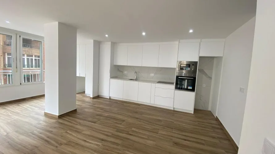 Apartamento de 3 dormitorios en Torrevieja, Spain No. 141 № 22