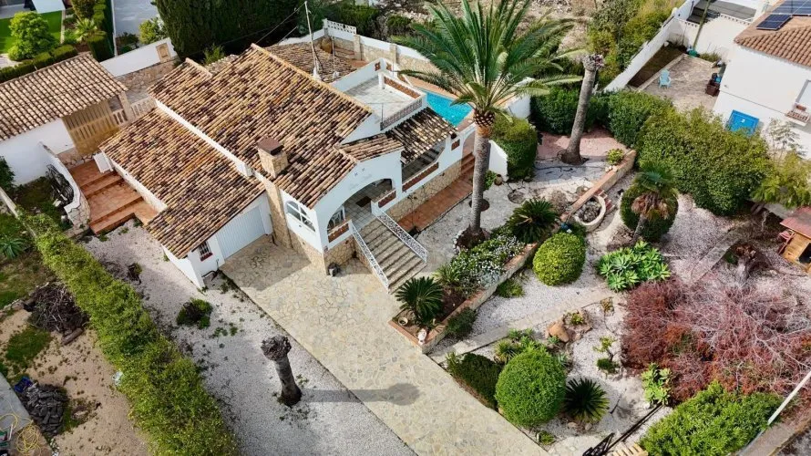 Apartamento de 3 dormitorios en L'Alfàs del Pi, Spain No. 1103