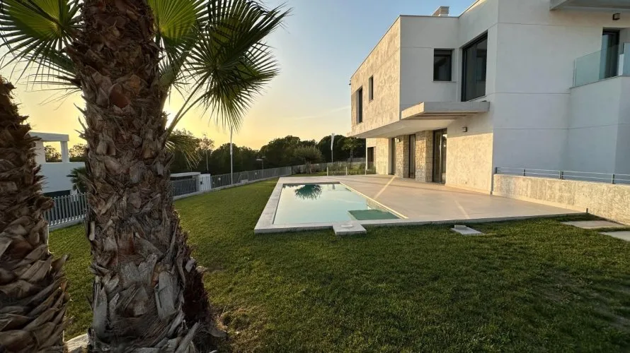 Villa de 3 dormitorios en Finestrat, Spain No. 740 № 5