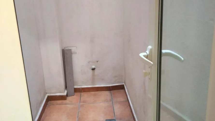 Propiedad comercial de 21 dormitorio en Alicante, Spain No. 843 № 17