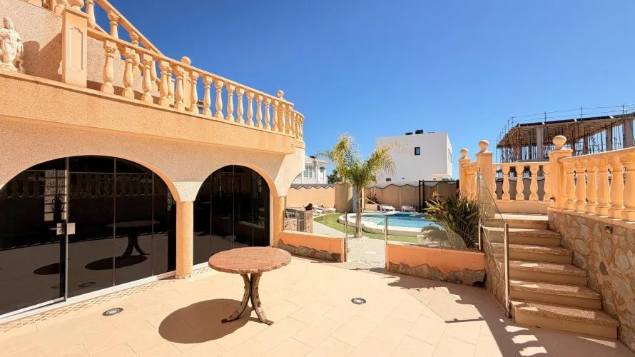 Villa de 5 dormitorios en Ciudad Quesada, Spain No. 1139 № 11