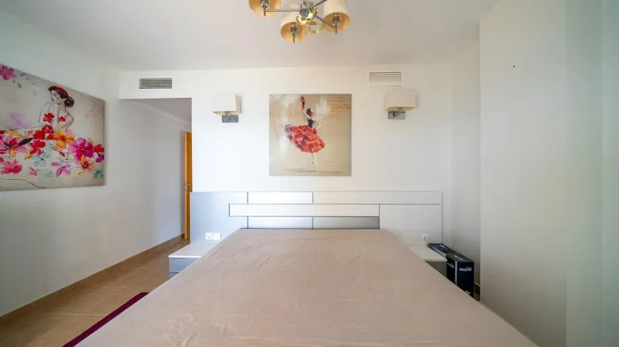 Apartamento de 4 dormitorios en Calpe, Spain No. 979 № 13
