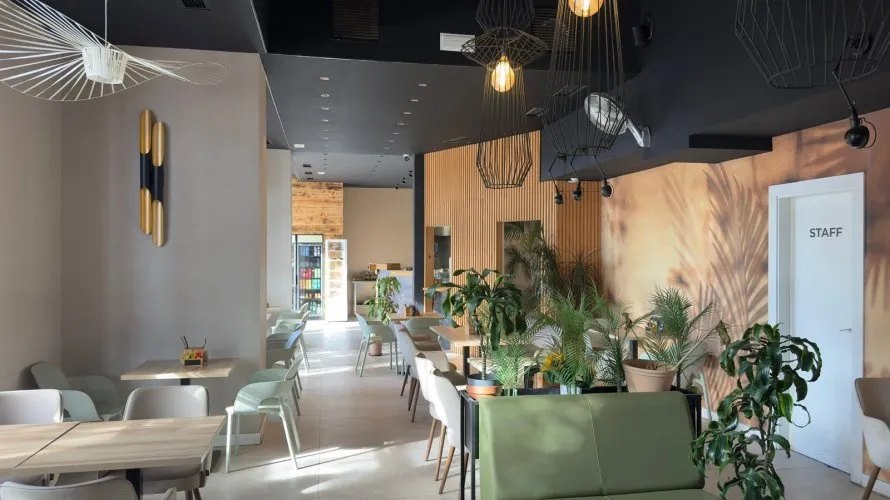 Propiedad comercial de 290m² en Benidorm, Spain No. 241 № 21
