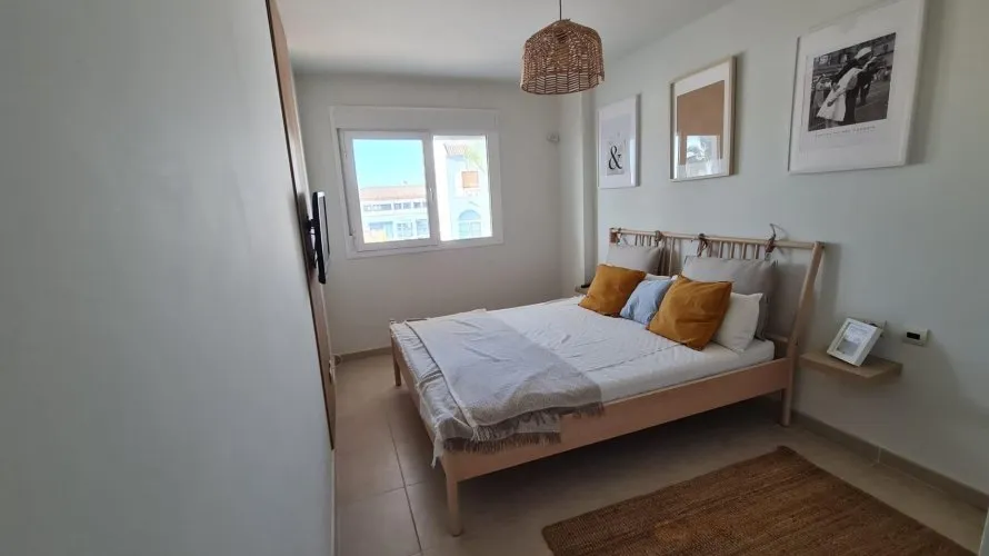 Apartamento de 2 dormitorios en Alicante, Spain No. 1297 № 7