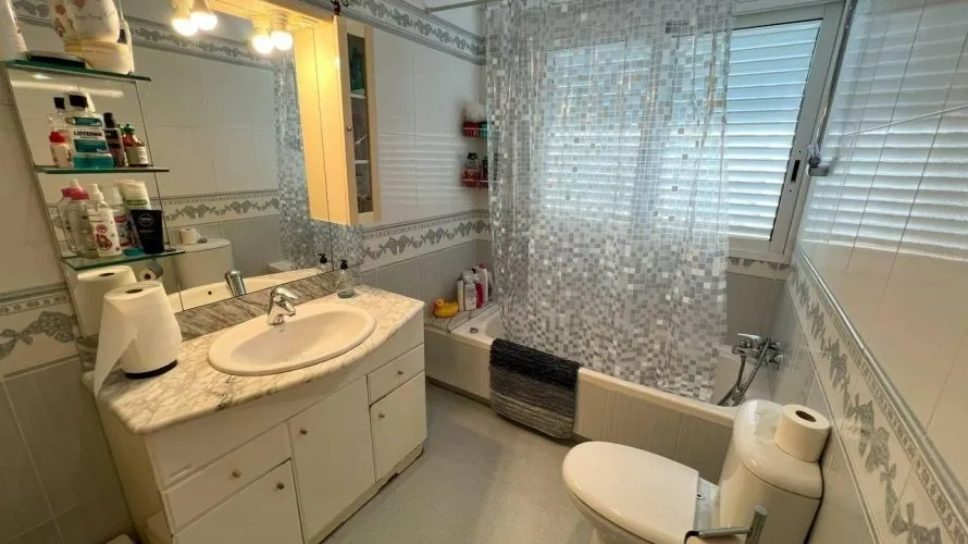 Apartamento de 4 dormitorios en Manises, Spain No. 1369 № 22