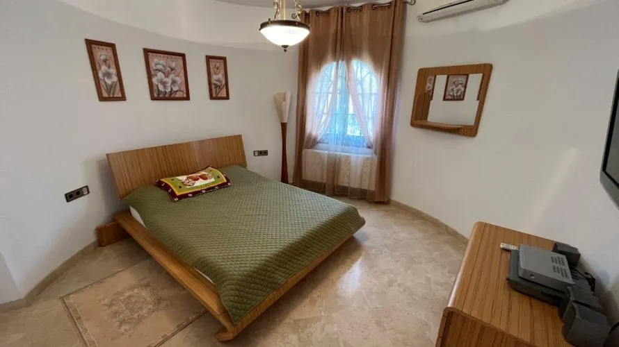 Villa de 4 dormitorios en Altea La Vella, Spain No. 522 № 12
