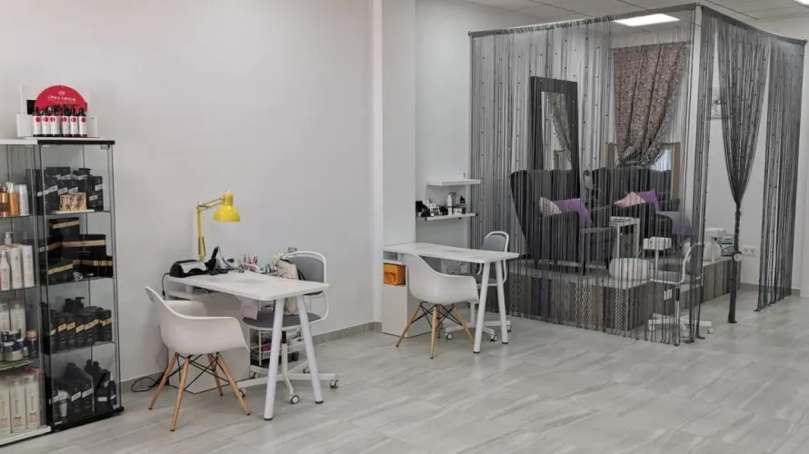 Propiedad comercial de en La Zenia, Spain No. 288 № 26