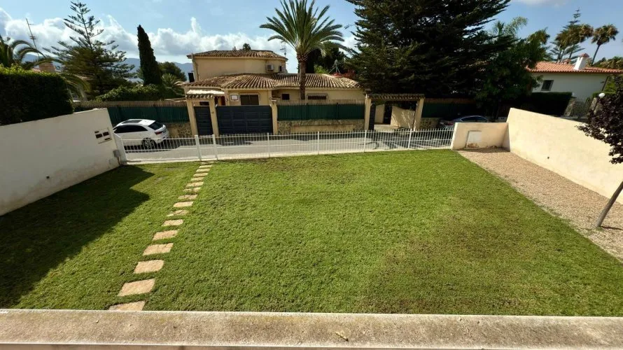 Villa de 3 dormitorios en La Nucia, Spain No. 80 № 16