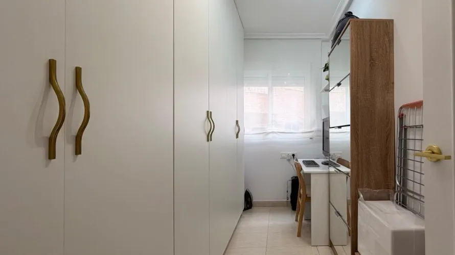 Apartamento de 3 dormitorios en Torrevieja, Spain No. 2878 № 4