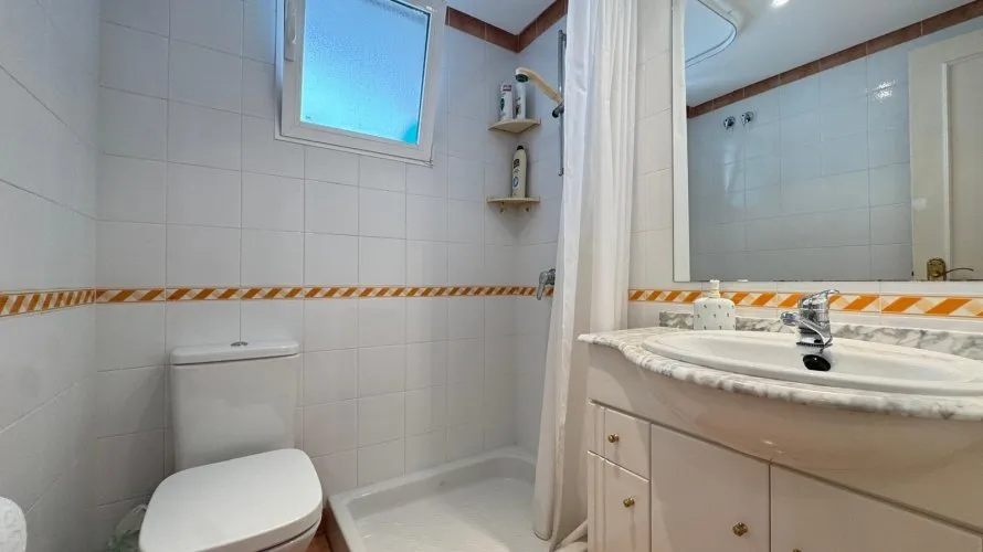 Apartamento de 3 dormitorios en Torrevieja, Spain No. 1381 № 22