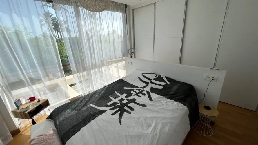 Apartamento de 3 dormitorios en Villajoyosa, Spain No. 393 № 12