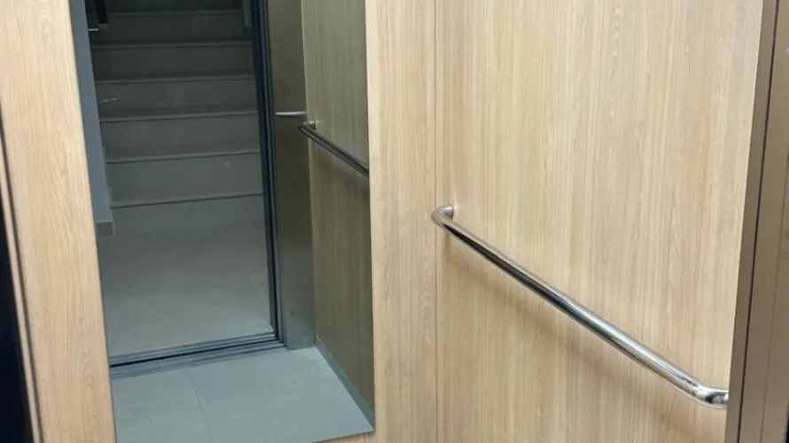 Apartamento de 2 dormitorios en Guardamar del Segura, Spain No. 677 № 2