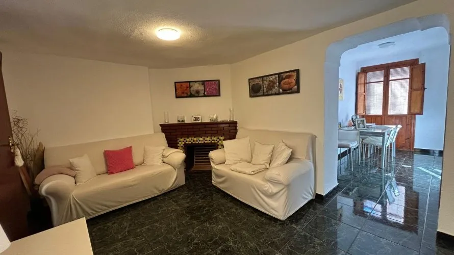 Сasa de 3 dormitorios en Polop, Spain No. 1001 № 27