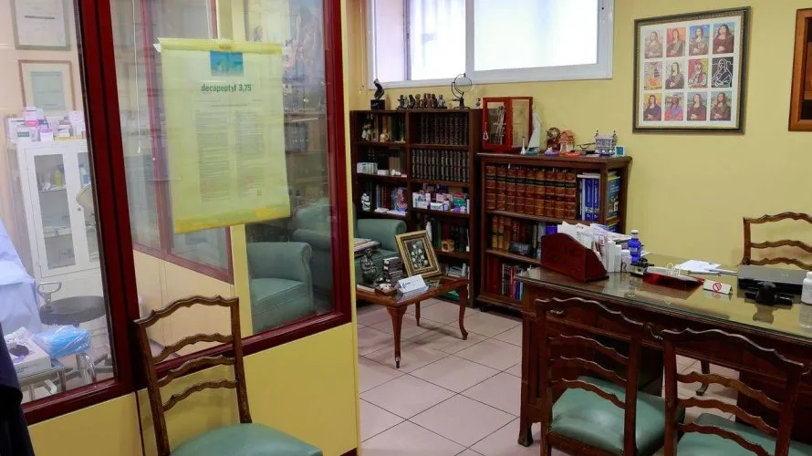 Apartamento de 5 dormitorios en Madrid, Spain No. 651 № 4