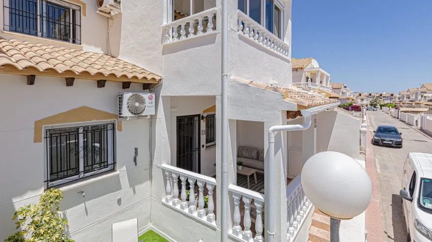 Сasa de 82m² en La Florida, Spain No. 1120
