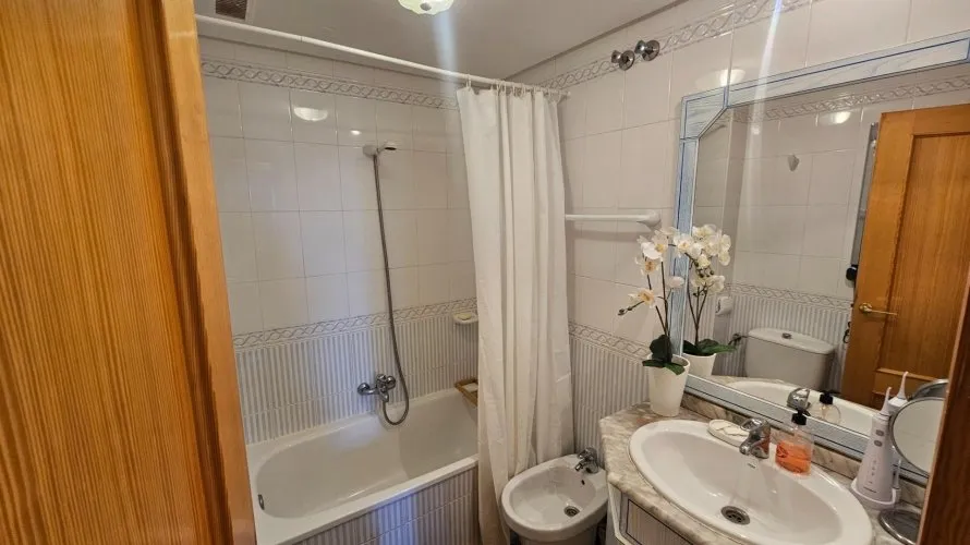 Apartamento de 2 dormitorios en Torreblanca, Spain No. 1002 № 9