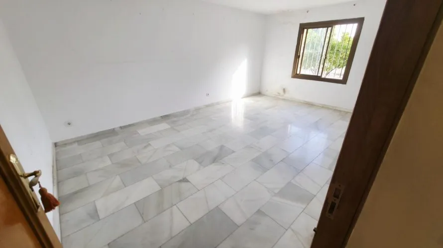 Apartamento de 5 dormitorios en Alicante, Spain No. 963 № 19