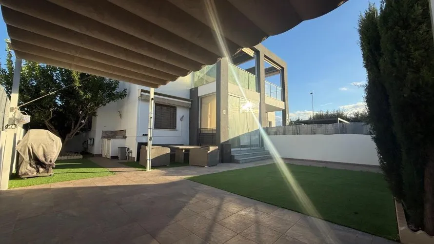 Apartamento de 3 dormitorios en Torrevieja, Spain No. 173 № 8