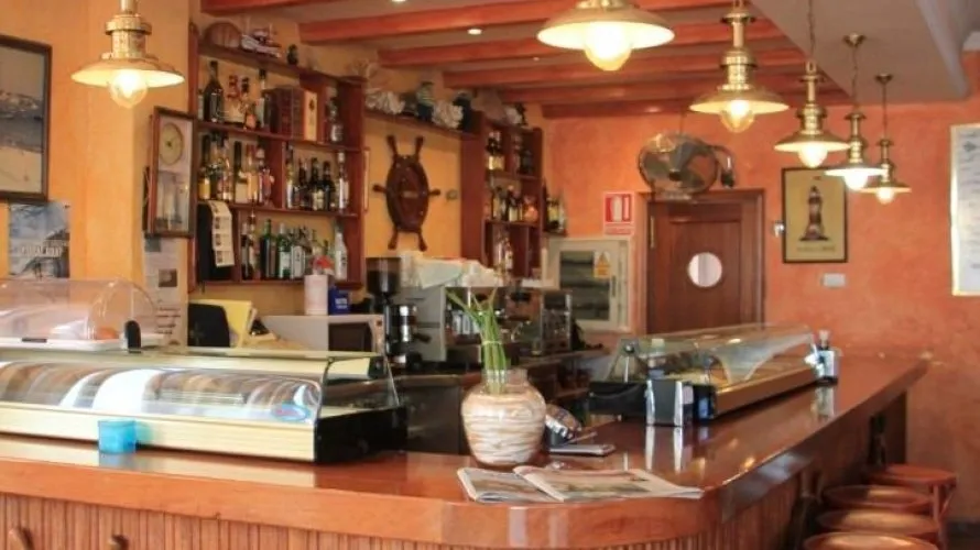 Hotel de 16 dormitorios en Santiago de la Ribera, Spain No. 628 № 9
