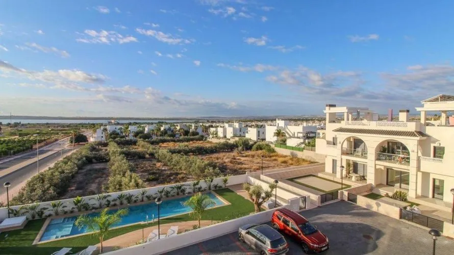 Apartamento de 2 dormitorios en Ciudad Quesada, Spain No. 1263 № 12