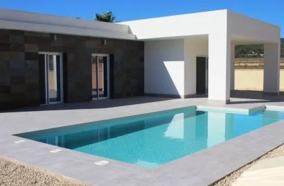 Villa de 3 dormitorios en La Romana, Spain No. 286