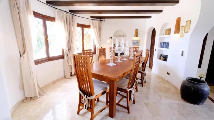 Villa de 4 dormitorios en Fustera, Spain No. 301 № 1