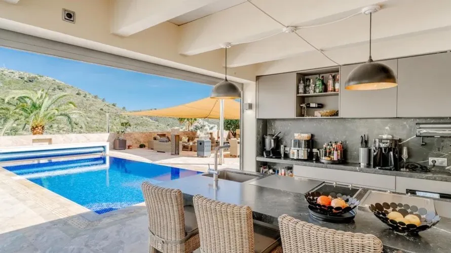Villa de 247m² en Moraira, Spain No. 1505 № 8